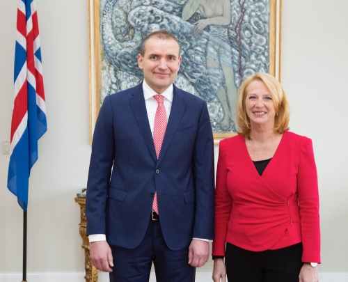 Von rechts: Nationalratspräsidentin Doris Bures (S) und der isländische Staatspräsident Guðni Thorlacius Jóhannesson