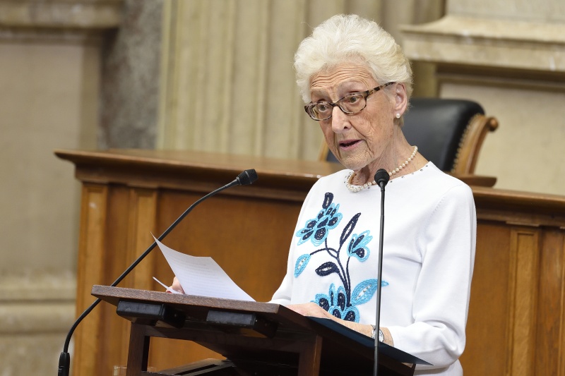 Gedenkrede der Historikerin und Holocaustüberlebenden Gertrude Schneider