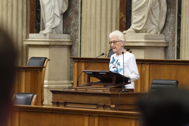 Gedenkrede der Historikerin und Holocaustüberlebenden Gertrude Schneider