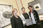 von rechts: Bundesratspräsidentin Sonja Ledl-Rossmann (V), Künstlerin Margret Schiestl, Luise Kloos