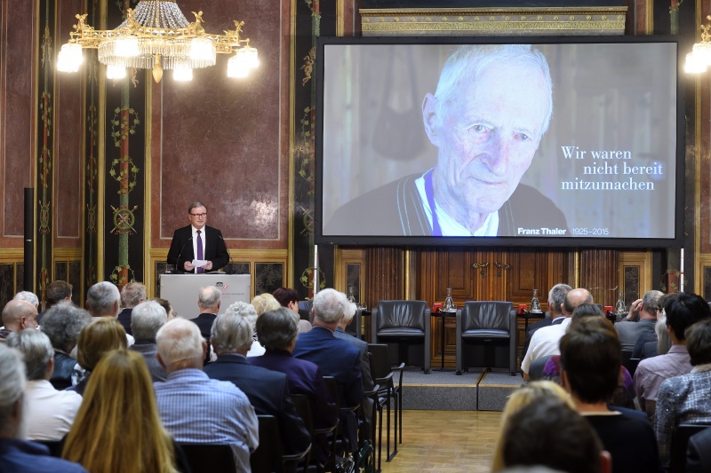 Zweiter Nationalratspräsident Karlheinz Kopf (V) bei der Begrüßung