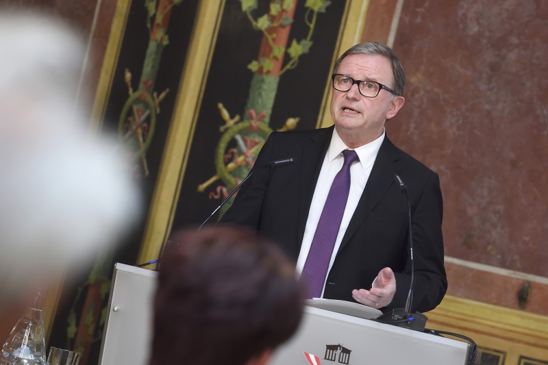 Zweiter Nationalratspräsident Karlheinz Kopf (V) bei der Begrüßung