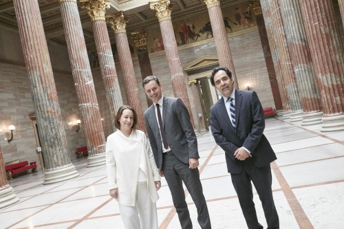 von links: mexikanische Botschafterin Alicia Buenrostro Massieu, Vizepräsident des Bundesrates Ernst Gödl (V), Botschaftmitarbeiter