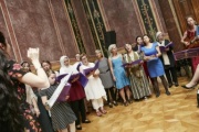 Musikalische Eröffnung durch den Weltkultur Frauenchor