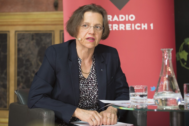 Am Podium: Umwelthistorikerin Verena Winiwarter