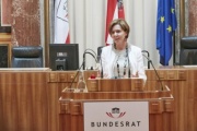 Grußworte von Landtagspräsidentin von Salzburg Brigitta Pallauf