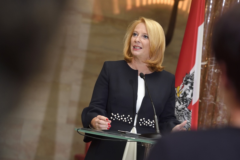 Begrüßung der Gäste durch Nationalratspräsidentin Doris Bures (S)