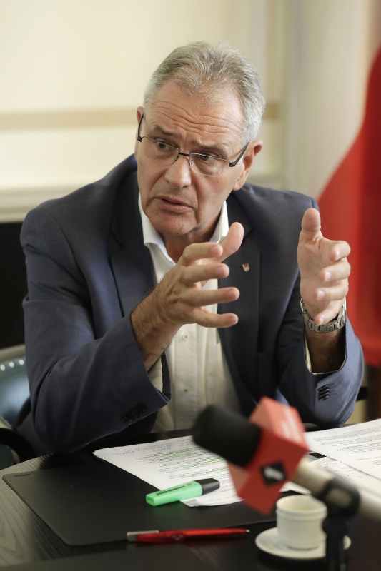 Bundesratspräsident Edgar Mayer (V)