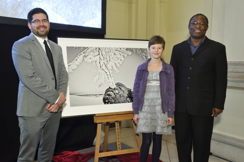Gruppenbild der SiegerInnen, von links: Preisträger Jonathan Bachman, Preisträgerin Lina Momsen und Preisträger Cletus Nelson Nwadike