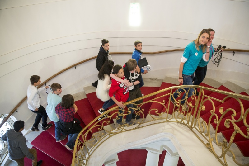 SchülerInnen informieren sich über den Weg eines Gesetzes von der Idee bis zur Verabschiedung