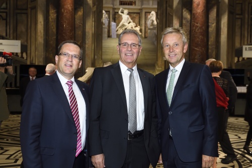 Von links: Nationalratsabgeordneter August Wöginger (V), Bundesratspräsident Edgar Mayer (V) und Klubobmann Reinhold Lopatka (V)