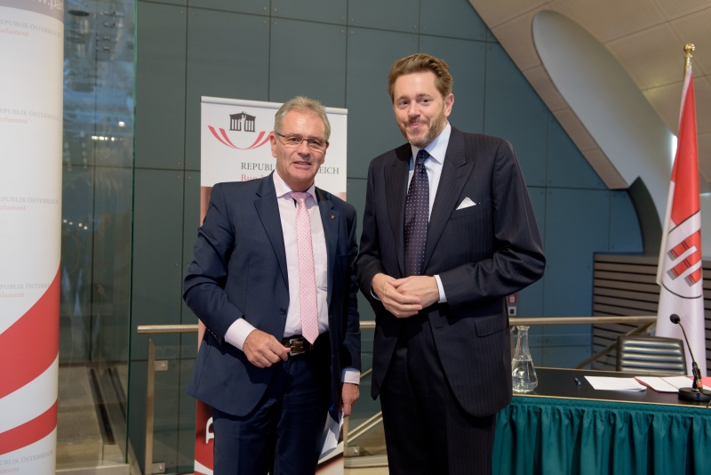 Präsident des Bundesrates Edgar Mayer (V) und Staatssekretär Harald Mahrer (V)