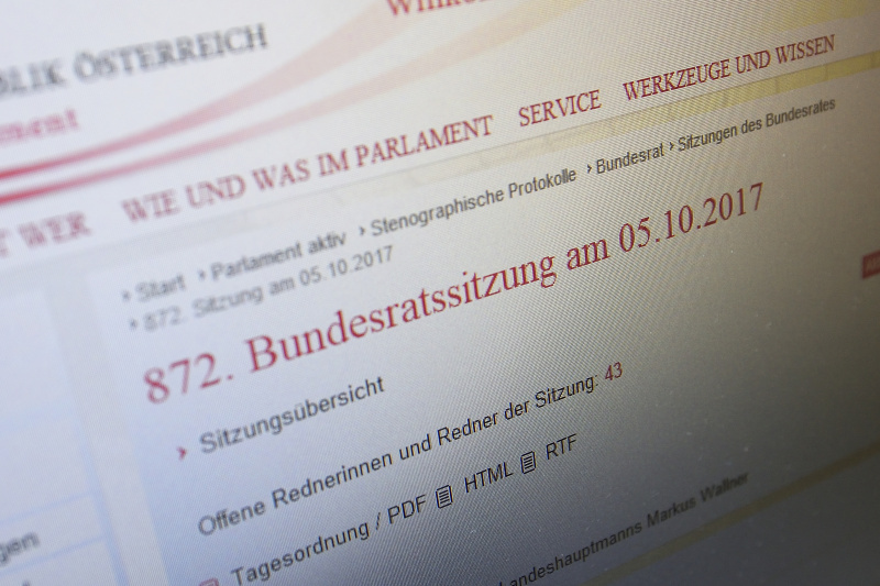 Blick auf den Monitor