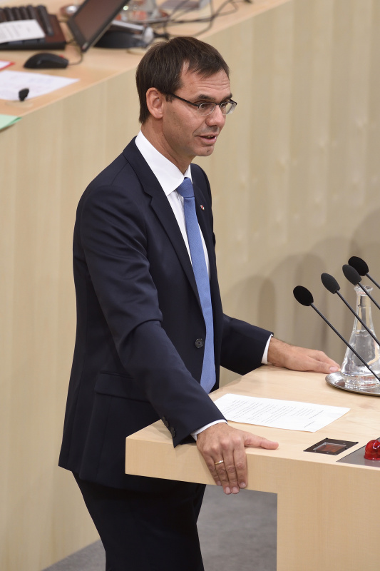 Erklärung des Landeshauptmannes von Vorarlberg Markus Wallner (V) "Gemeinsam Perspektiven schaffen"