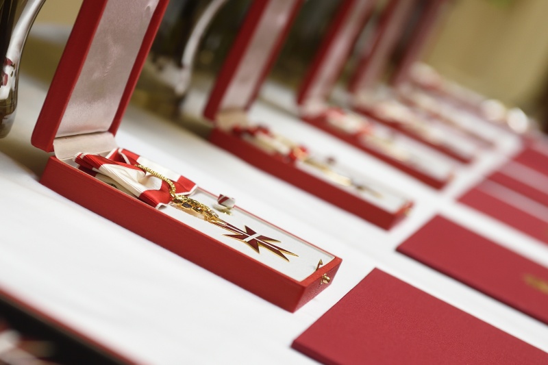 Die Ehrenzeichen und Urkunden für die Nationalratsabgeordneten