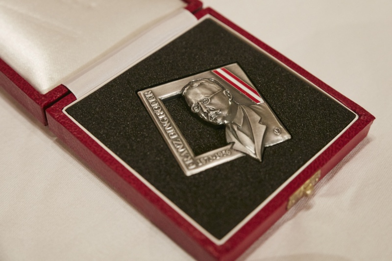 Franz-Dinghofer-Medaille