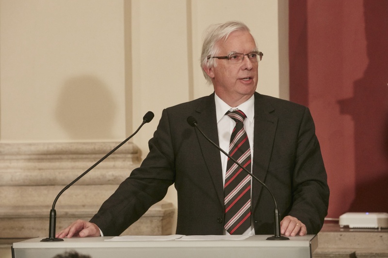 Laudatio von Bernd Genser Universität Konstanz