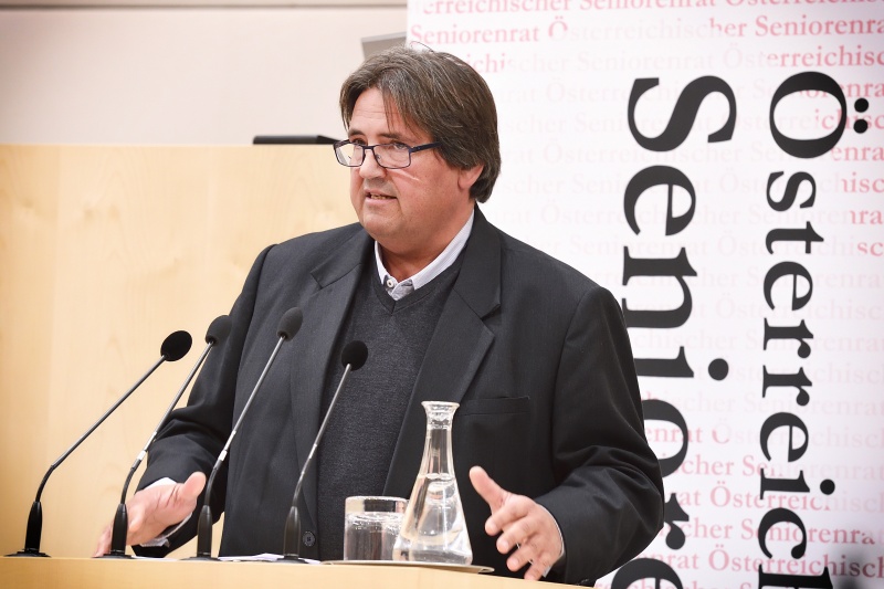 Nationalratsabgeordneter Josef Muchitsch (S) am Wort