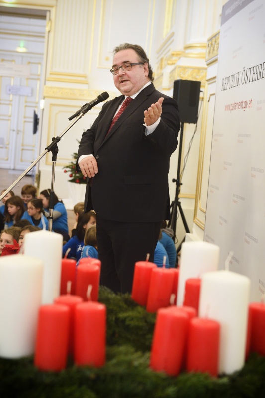 Direktor Diakonie Österreich Michael Chalupka am Wort