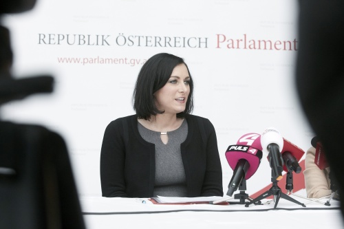 Nationalratspräsidentin Elisabeth Köstinger (V)