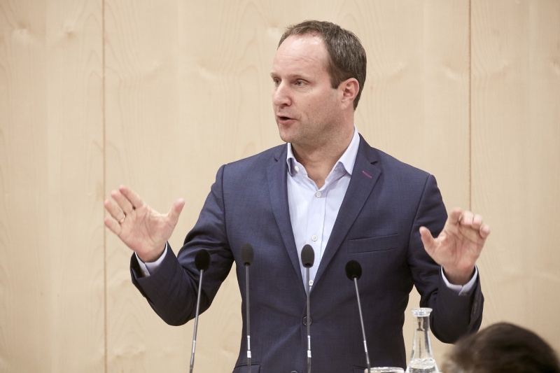 Klubobmann Matthias Strolz (N)