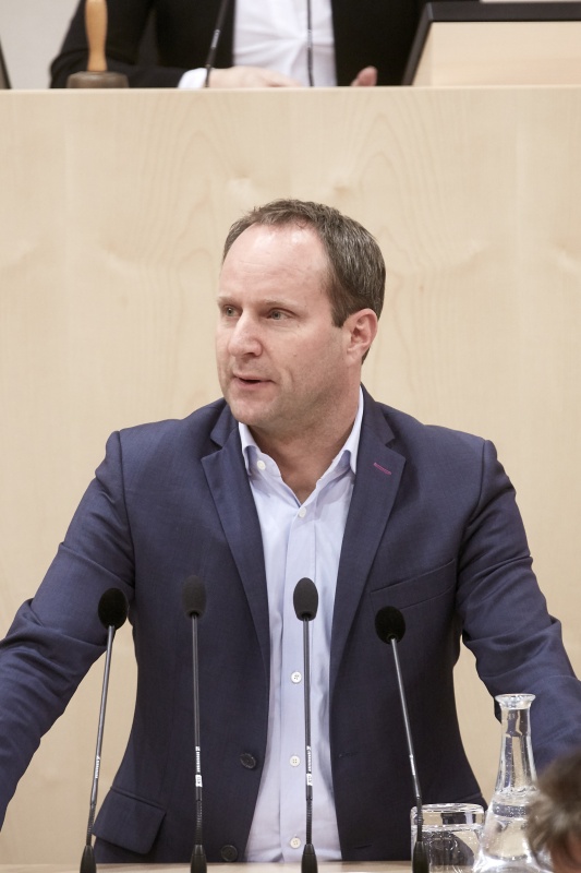 Klubobmann Matthias Strolz (N)