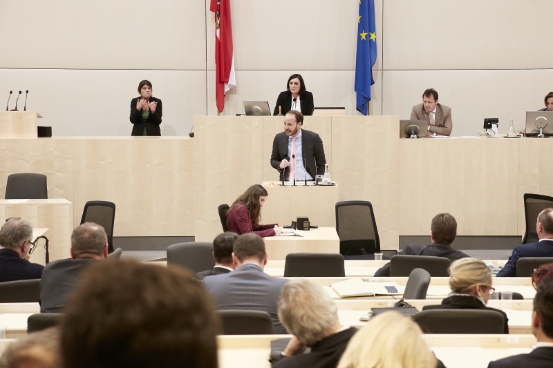 Nationalratsabgeordneter Nikolaus Scherak (N)