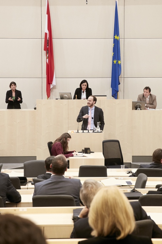 Nationalratsabgeordneter Nikolaus Scherak (N)