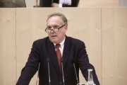 Nationalratsabgeordneter Walter Rosenkranz (F)