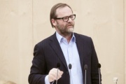 Nationalratsabgeordneter Josef Schellhorn (N)