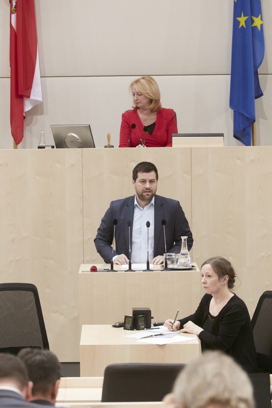 Nationalratsabgeordneter Michael Bernhard (N)