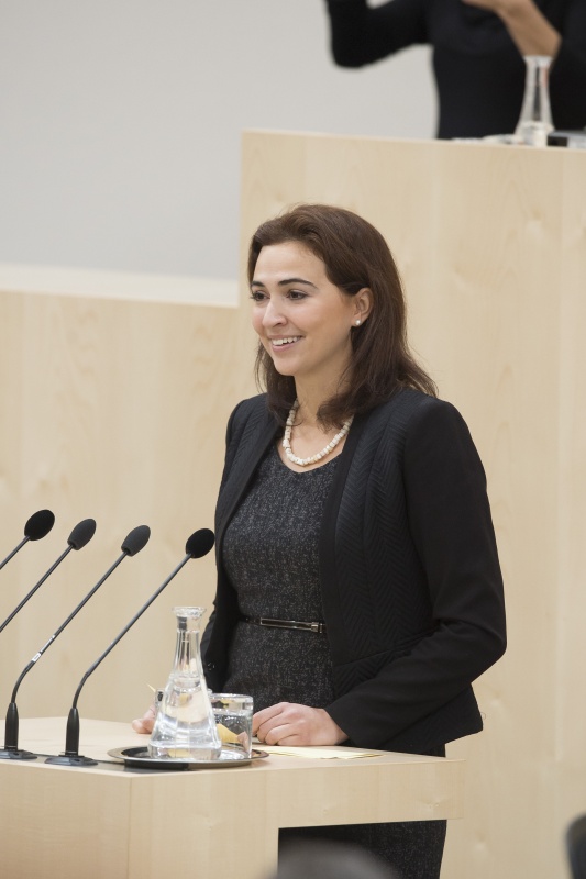 Nationalratsabgeordnete Alma Zadic (P)