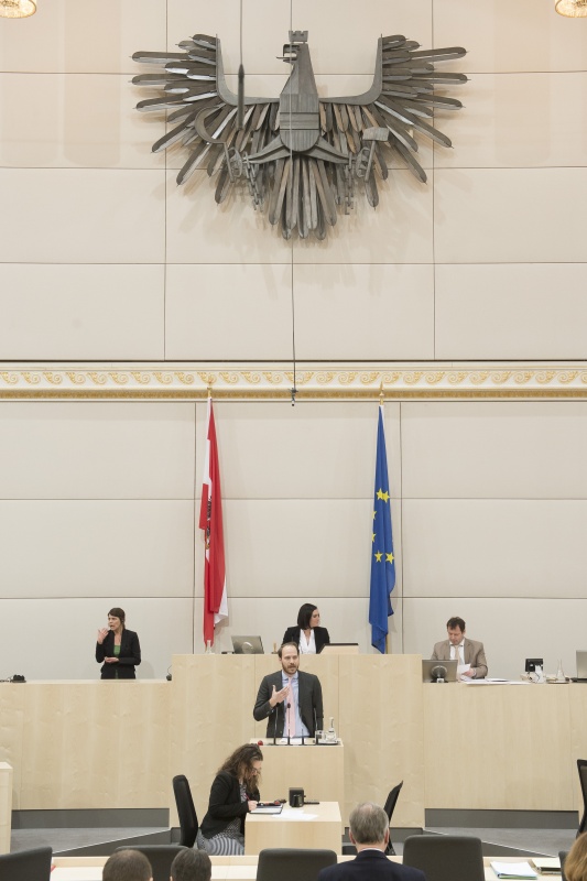 Nationalratsabgeordneter Nikolaus Scherak (N)