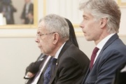 von links: Bundespräsident Alexander Van der Bellen, Parlamentsdirektor Harald Dossi