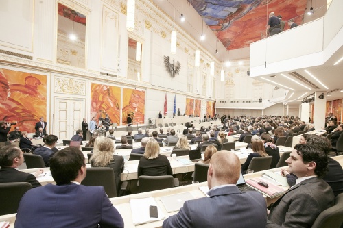 Antrittsrede von Nationalratspräsident Wolfgang Sobotka (V). Blick in den Sitzungssaal