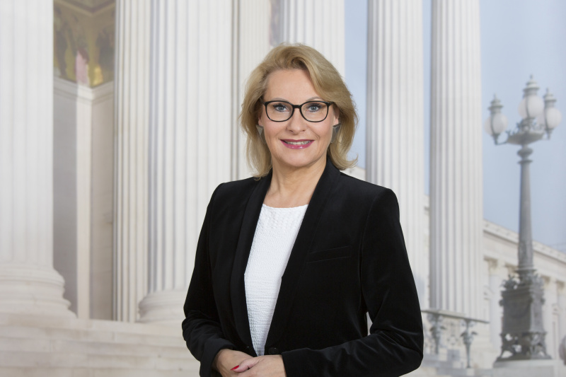Jessi Lintl