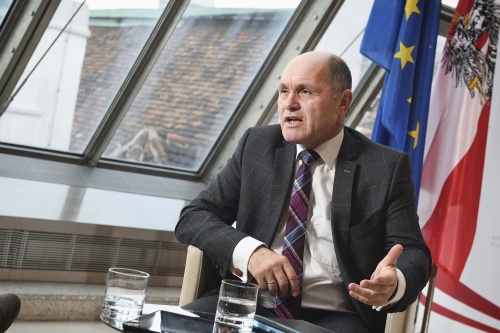 Nationalratspräsident Wolfgang Sobotka (V) im Gespräch