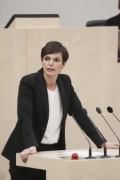 Am Rednerpult: Nationalratsabgeordnete Pamela Rendi-Wagner (S)
