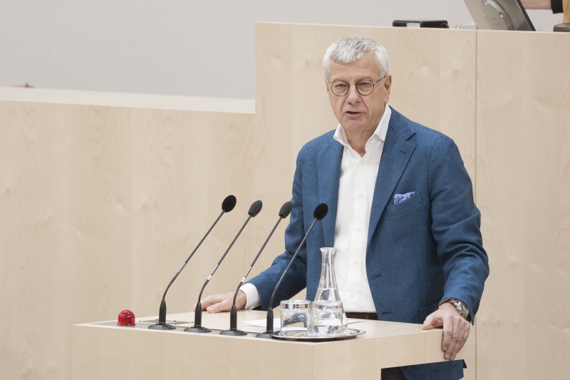 Am Rednerpult: Nationalratsabgeordneter Bruno Rossmann (P)