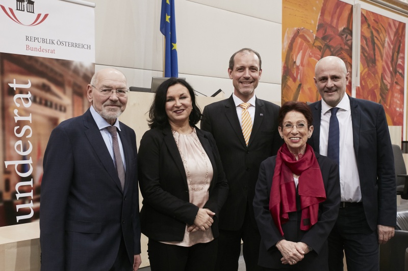von links: Bundesratspräsident Reinhard Todt (S), Petra Stuiber Der Standard, Jörg Wojahn Europäischen Kommission in Österreich, Ruth Wodak Universität Wien, Walter Osztovics Kovar & Partners