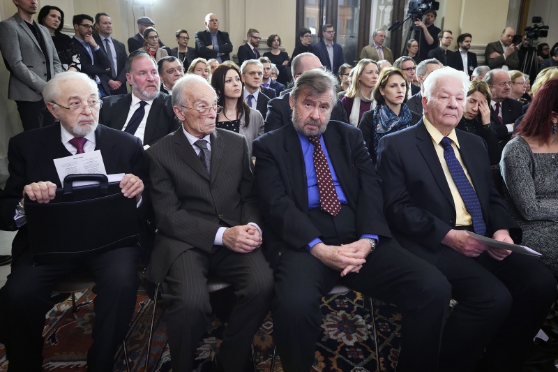 Zeitzeugen von  links: Victor Klein, Herbert Löwy, Fritz Rubin-Bittmann und Alfred Schreier