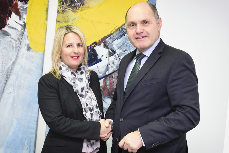 Von rechts: Nationalratspräsident Wolfgang Sobotka (V),  Vize-Präsidentin der EuroLat-Versammlung Karoline Graswander-Hainz