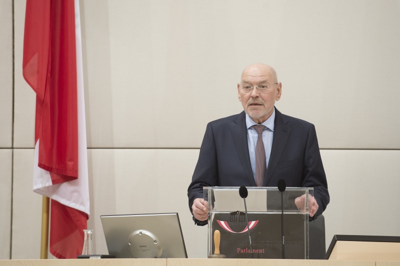 Bundesratspräsident Reinhard Todt (S) bei seiner Antrittsrede