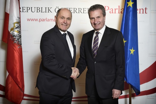 Von links: Nationalratspräsident Wolfgang Sobotka (V), Mitglied der Europäischen Kommission Günther Oettinger