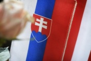 Flagge der Slowakei und Österreichs