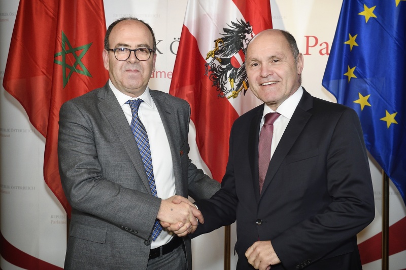 Von links: Präsident der Rätekammer des Königreichs Marokko Hakim Benchamach, Nationalratspräsident Wolfgang Sobotka (V)