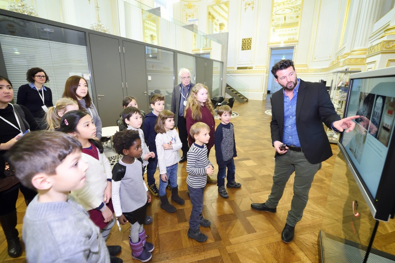 Führung durch die Räume des Parlaments in der Hofburg