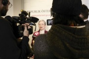 Christine Bauer-Jelinek beim Interview