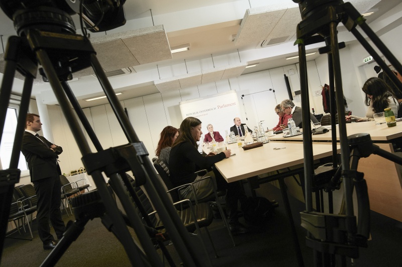 von rechts: Nationalratspräsident Wolfgang Sobotka (V), Christine Bauer-Jelinek