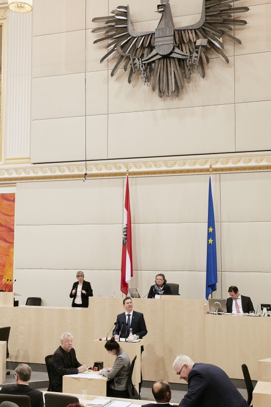 Nationalratsabgeordneter Andreas Kühberger (V) am Rednerpult